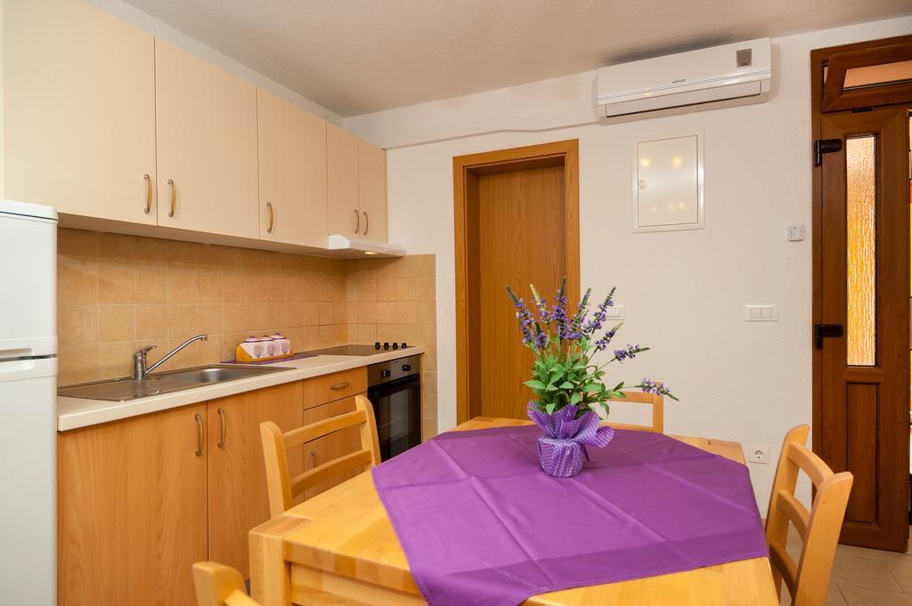 Apartments Mande And Kate บาชกาโวดา ห้อง รูปภาพ